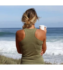 Egészséges barnulás: Táplálék-kiegészítők és Algák a Napvédelemben