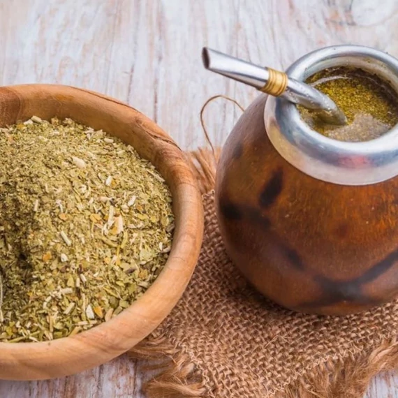 mate rosamonte maradjegyensulyban